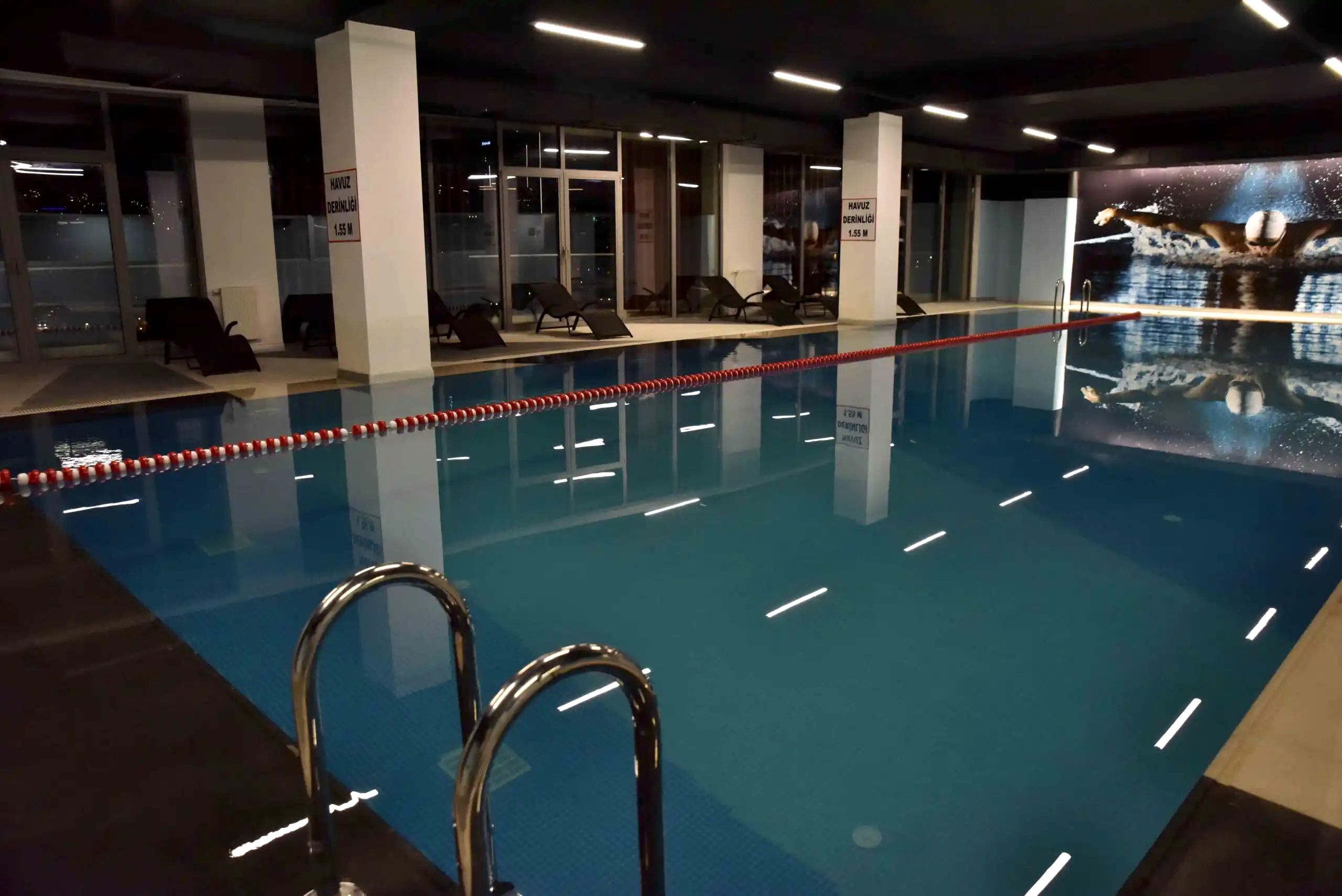 Fit-216-Spor-Salonu-–-Kapali-Havuz-scaled